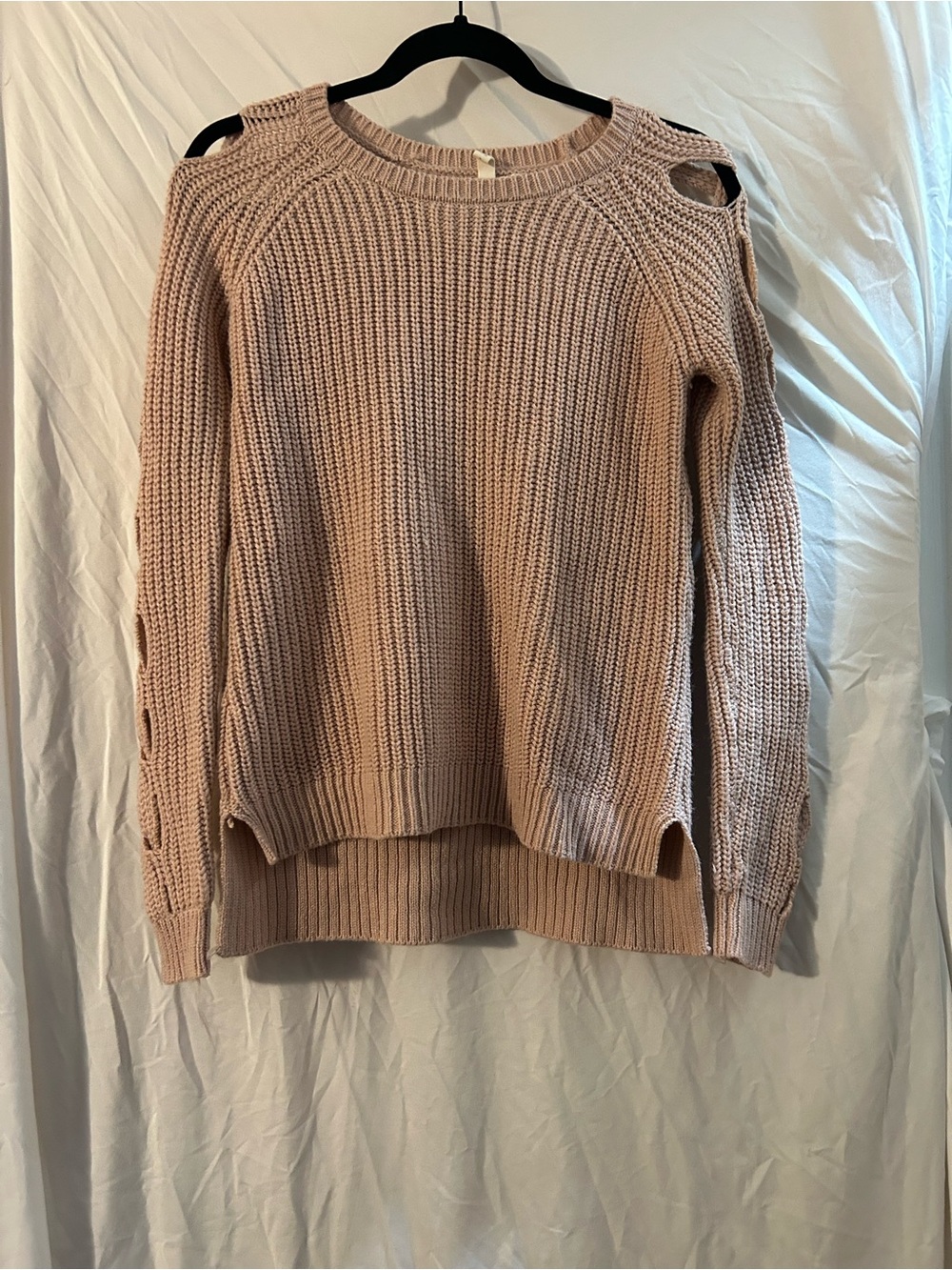 Sky and Sparrow Blush Open-Shoulder Ribbed Knit Sweater